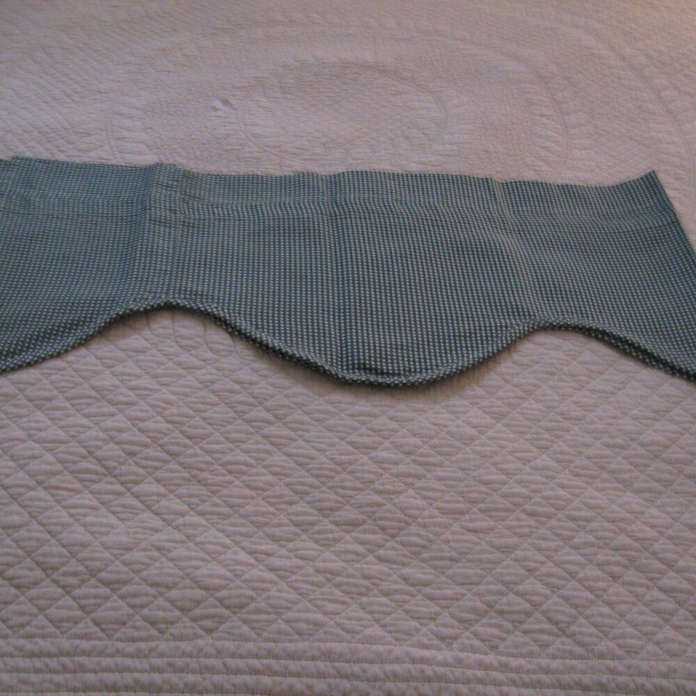 Waverly Scalloped Valance Green Check (Pair)